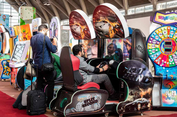 بازی‌سازان ایرانی در قلب نمایشگاه صنعت تفریحات؛ حضور بنیاد ملی بازی‌های رایانه‌ای در AMTECH چهاردهم