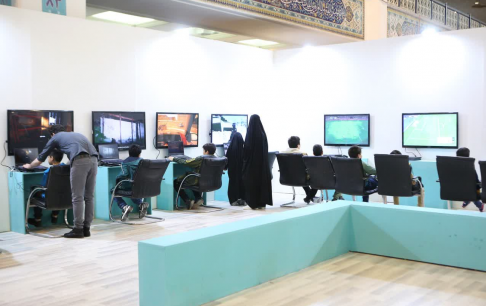 میزبانی از دهه هشتادیها در نمایشگاه بینالمللی قرآن