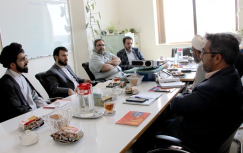 بررسی راهکارهای تولید بازیهای رایانهای متناسب با ارزشهای اسلامی و فرهنگی