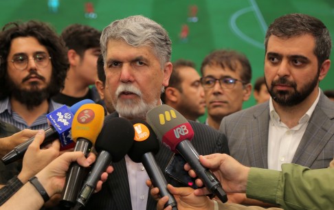 بازدید وزیر فرهنگ و ارشاد اسلامی از جام قهرمانان بازی‌های ویدیویی ایران