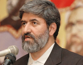 بازدید علی مطهری از نمایشگاه بین المللی بازی های رایانه ای تهران